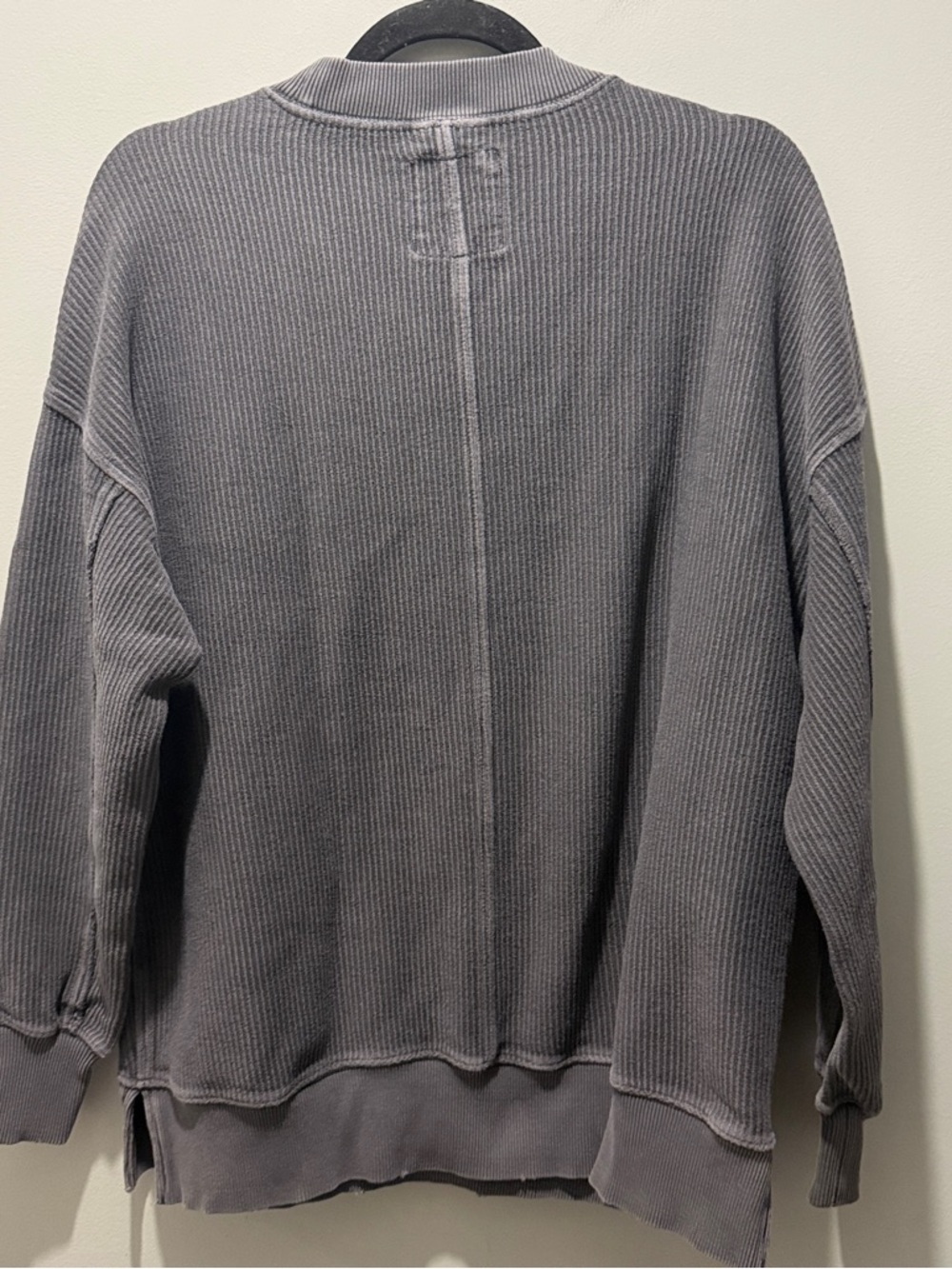 Aerie Big Chill Textured Crew Sweatshirt - Charcoal Grey - Picture 3 of 5